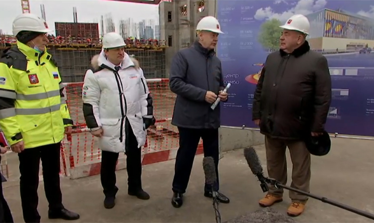 Президент ФИАС и мэр Москвы оценили строительство Международного центра самбо