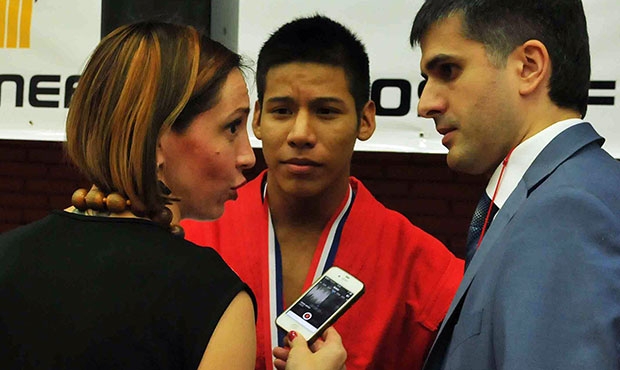 A Bolivian gold medal in the 82 kg Combat SAMBO weight class at the Pan American SAMBO Championships in Asunción: a beautiful chest throw and thanks to my mother