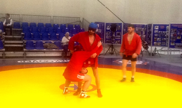 Helmets for the blind and visually impaired sambo wrestlers and other news from the world of sambo for the blind