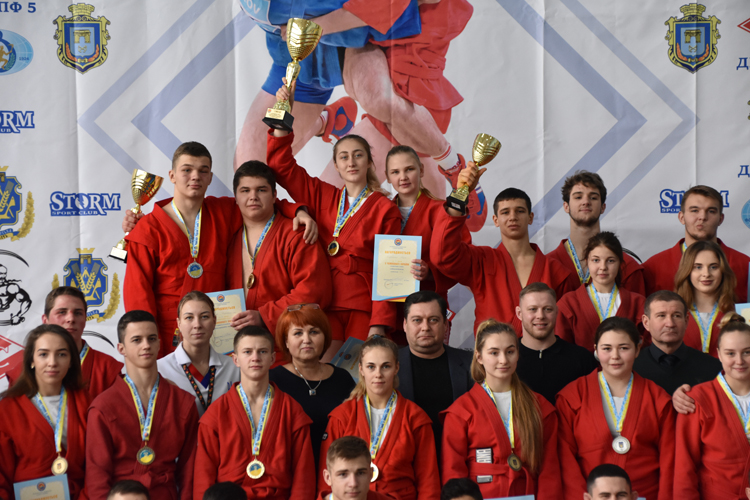 Ukrainian Youth and Junior SAMBO Championships Held in Kherson