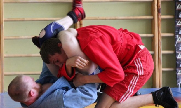 How the Belarusian SAMBO athletes know how to wrestle from a kneeling position