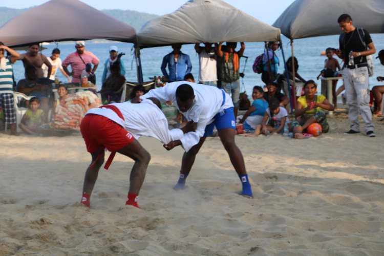 Победители и призеры турнира по пляжному самбо на Чемпионате Панамерики по самбо в Мексике