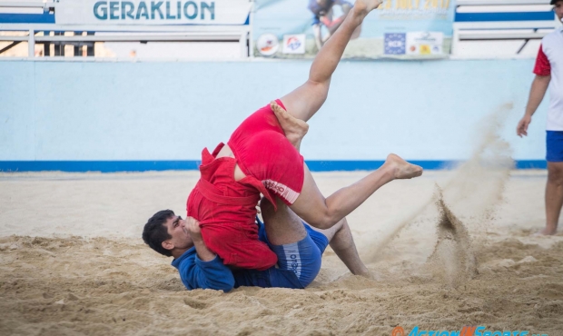 Открытый чемпионат по пляжному самбо прошел в городе Ларнака