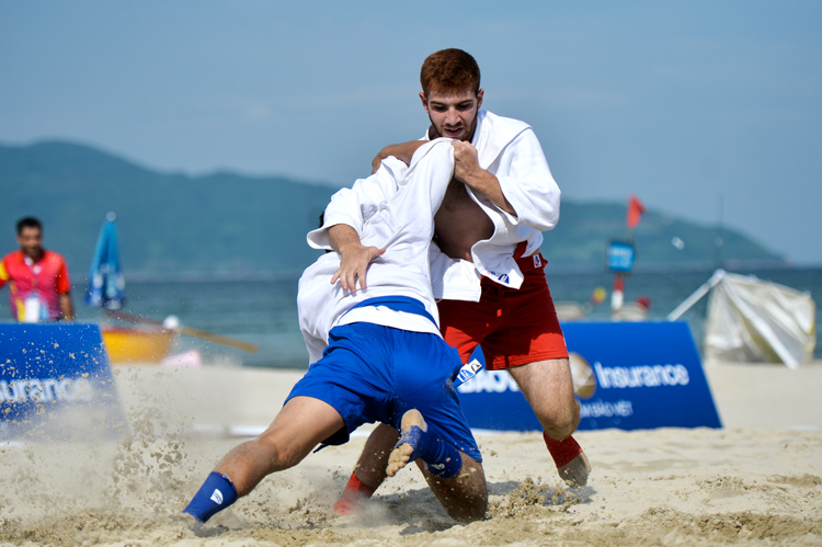 Опубликован регламент и условия участия в Чемпионате мира по пляжному самбо