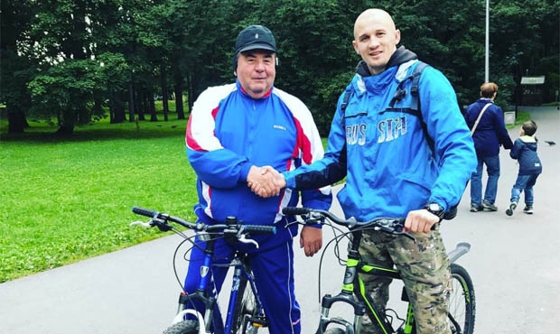 How SAMBO world champion met FIAS president during a cycle ride and what came out of it