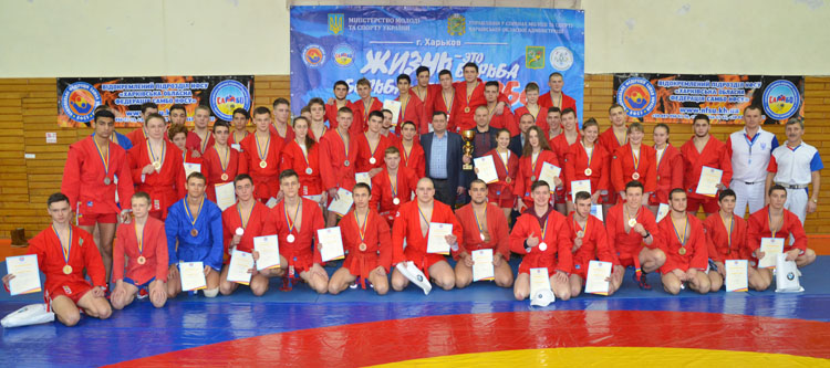 Молодежный чемпионат Украины по самбо ставит рекорды