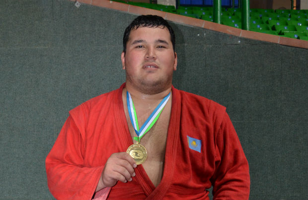 Йерассил Кажибаев (Казахстан)