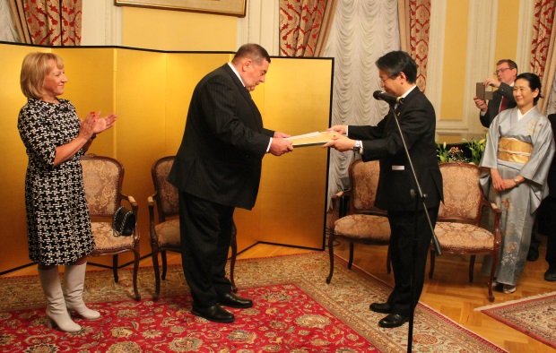 Президент ФИАС Василий Шестаков награжден японским Орденом Восходящего солнца
