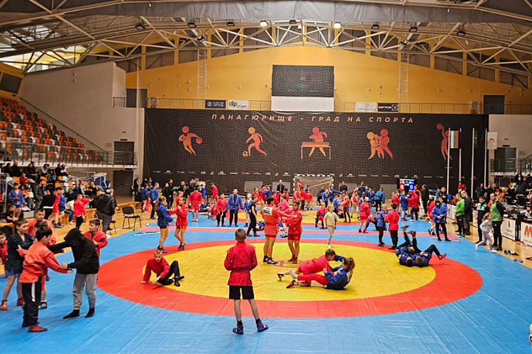 Bulgaria Names Youth and Junior Squads for European and World Championships