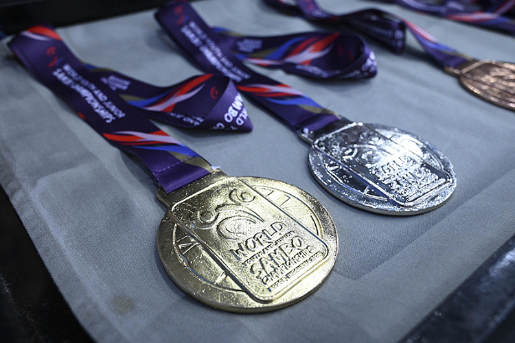 Результаты 2-го дня Молодежного первенства мира по самбо 2025