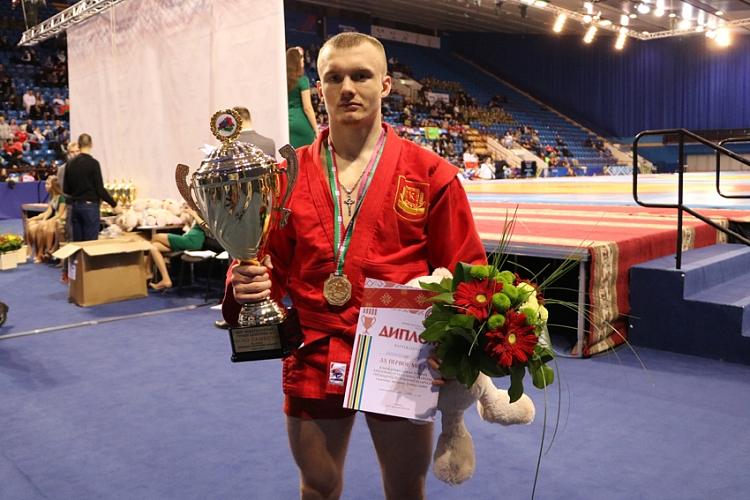 Andrii KUCHERENKO: “I Married and Moved to a Heavier Weight Category”