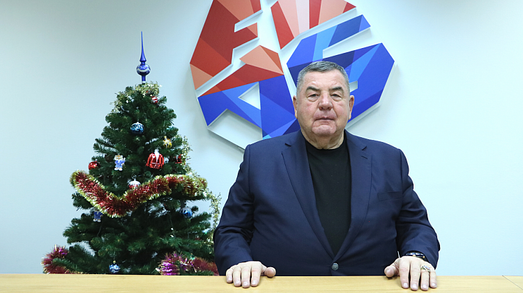 Поздравление Президента ФИАС Василия Шестакова с Рождеством и Новым 2022-м годом
