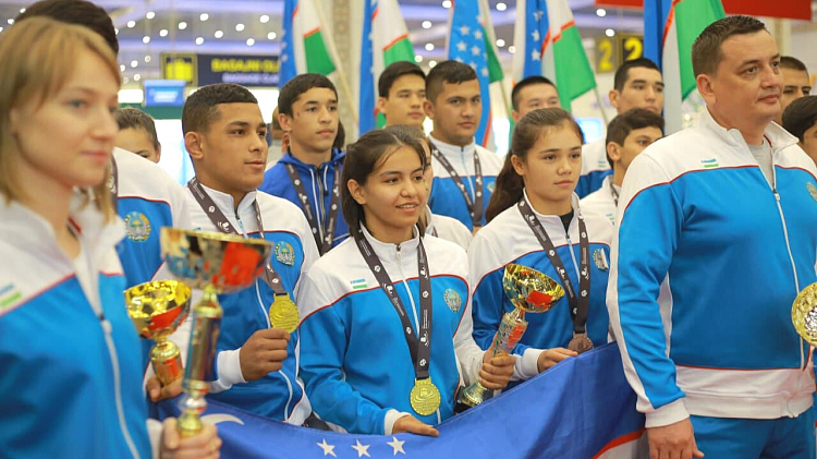 Как Узбекистан встретил героев Молодежного первенства мира по самбо 2021