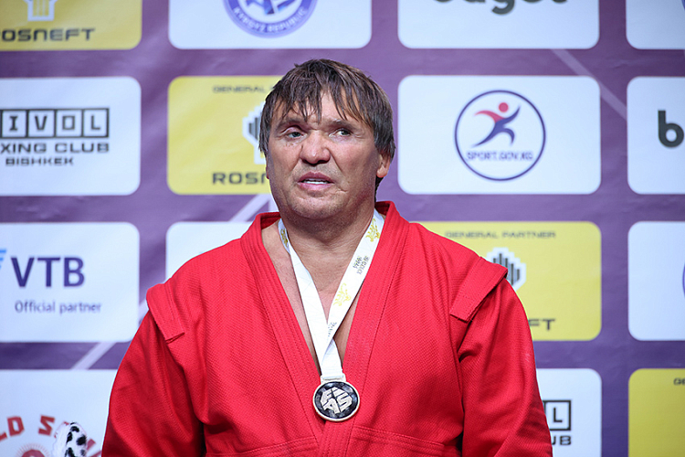 Oleg CRETUL: "I thought about retiring, but couldn't resist"
