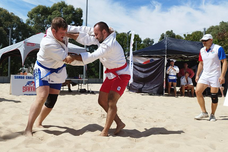 Чемпионат Австралии по пляжному самбо прошел в Аделаиде