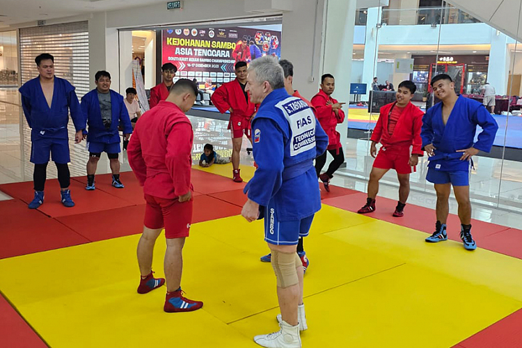 SAMBO certification seminars were conducted for the first time in Malaysia