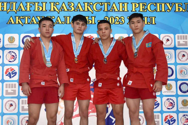 Молодежный чемпионат Казахстана по самбо прошел в Актау
